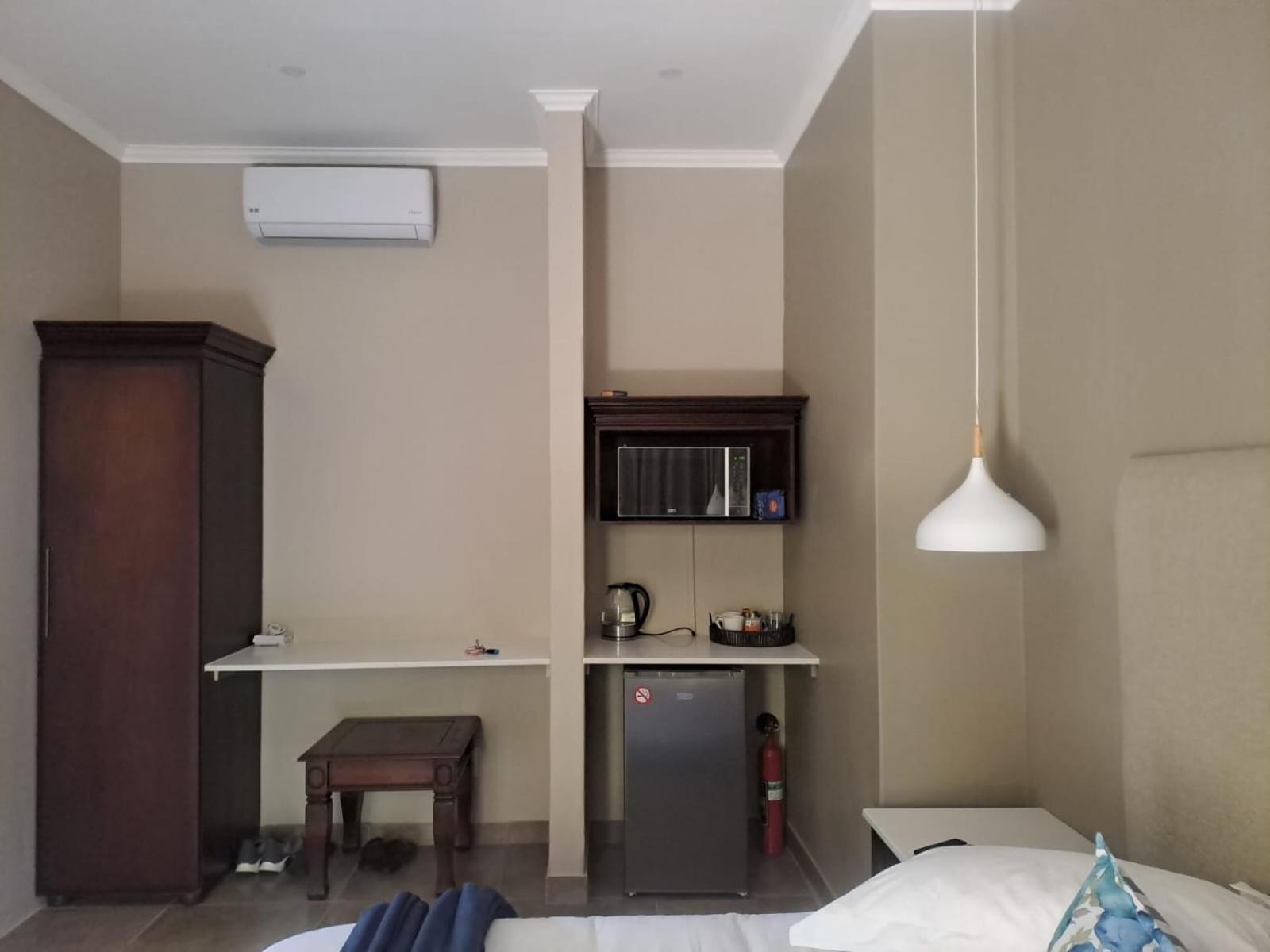 Abella Bed And Breakfast Vryburg Экстерьер фото
