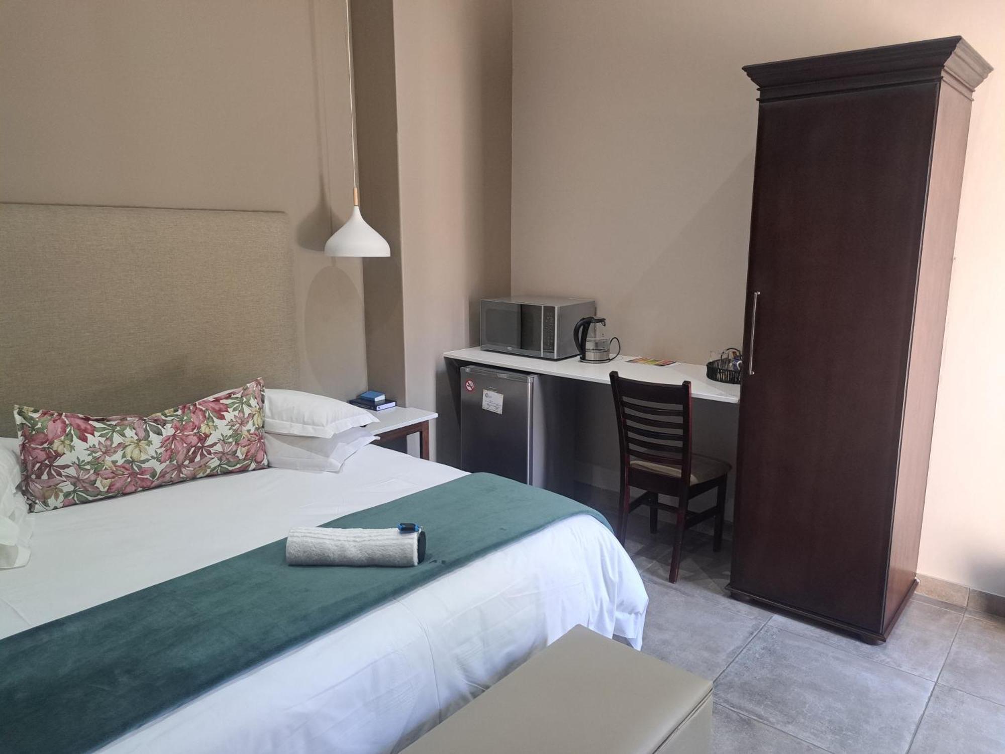 Abella Bed And Breakfast Vryburg Экстерьер фото