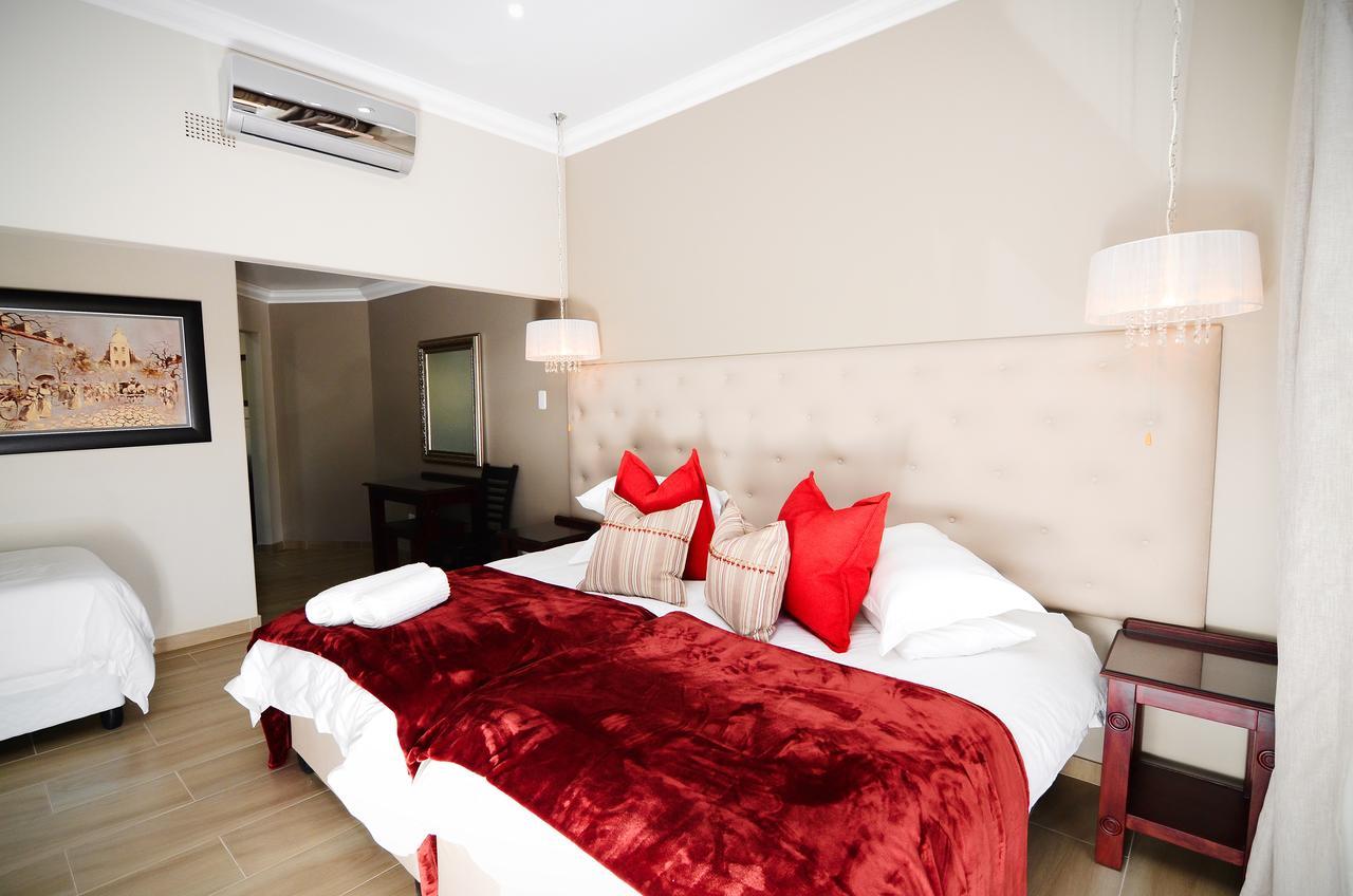 Abella Bed And Breakfast Vryburg Экстерьер фото
